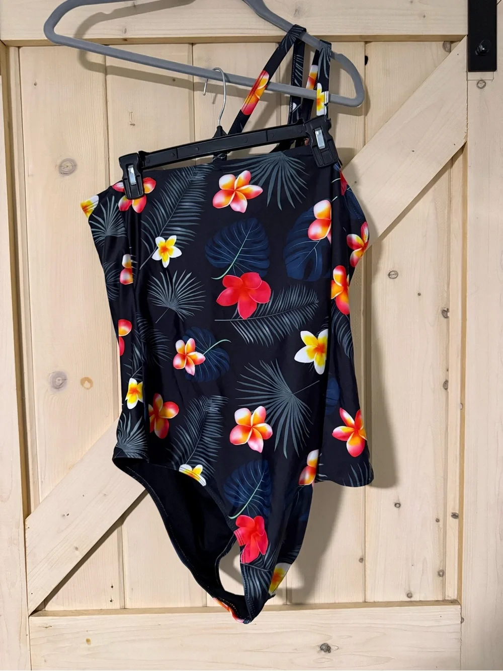 Floral One-Piece Swimsuit - Tropical Plumeria Print Size 20W - Picture 2 of 5